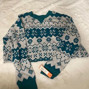 Super cute cropped sweater